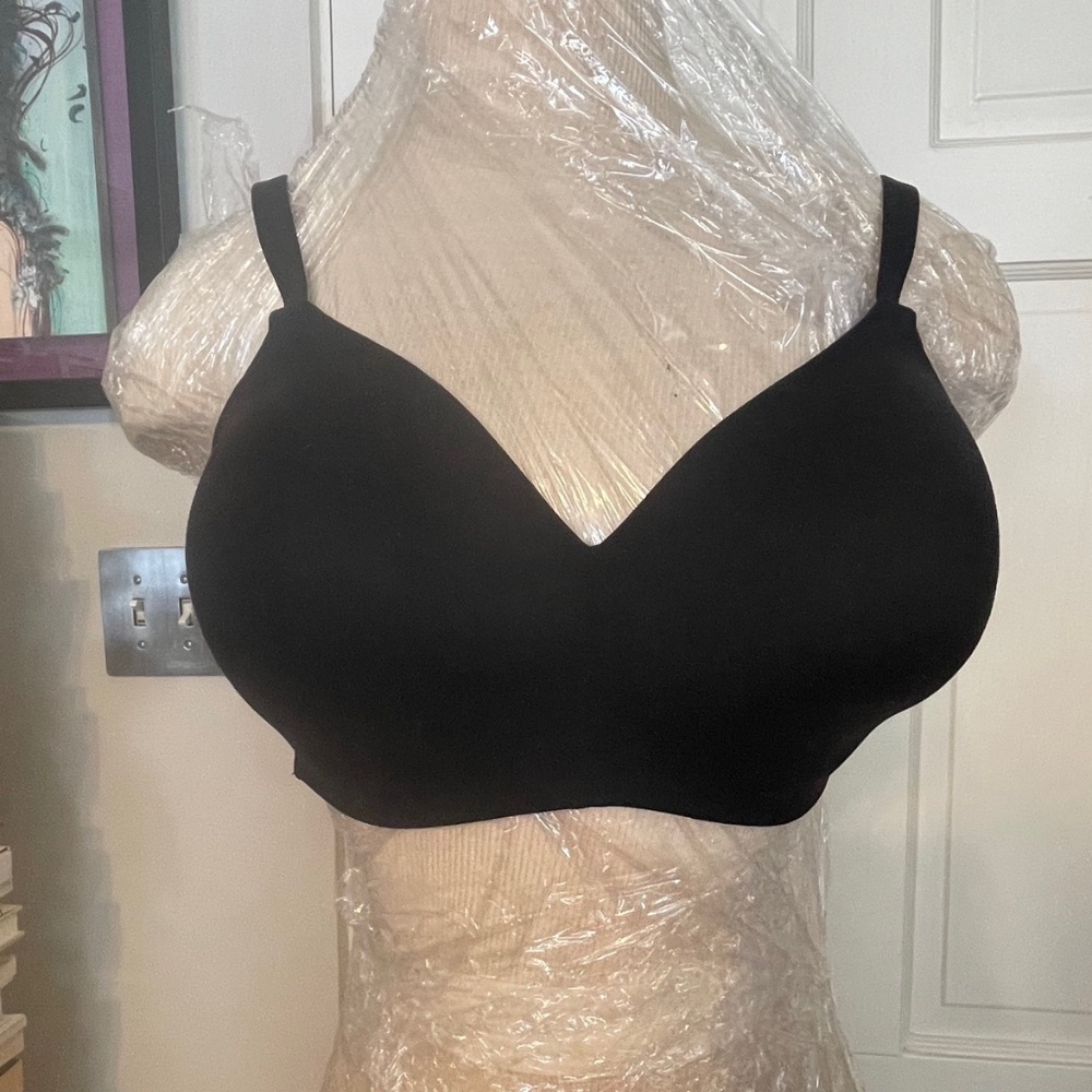 Black Wacoal How Perfect Wire Free T-Shirt Bra 36DD - worn twice!